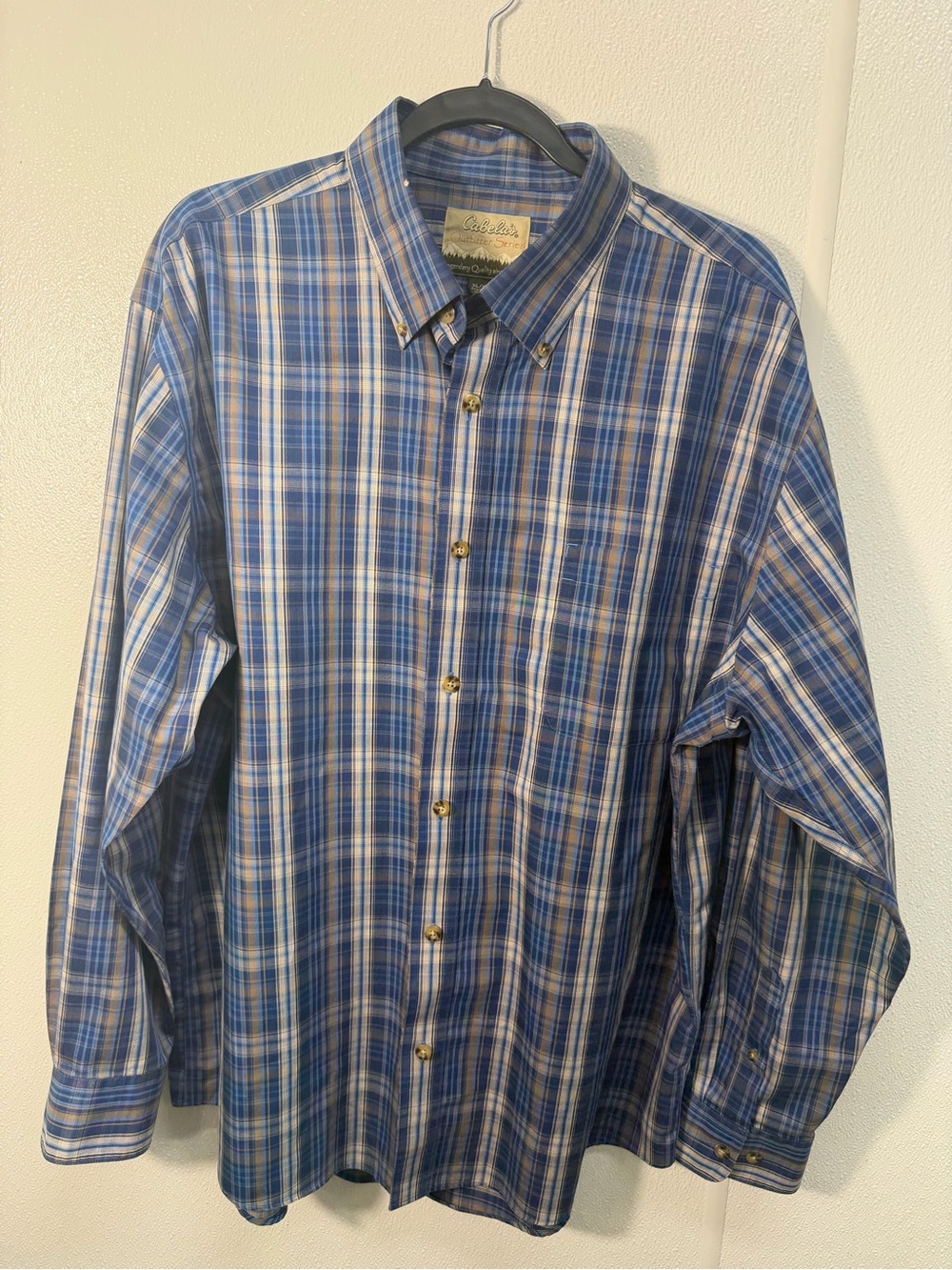Cabela’s Blue Plaid Button-Down Men's Shirt XL